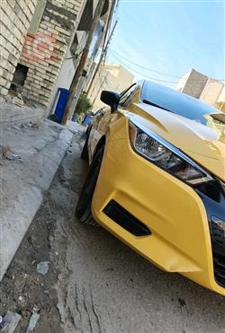 نيسان فيرسا